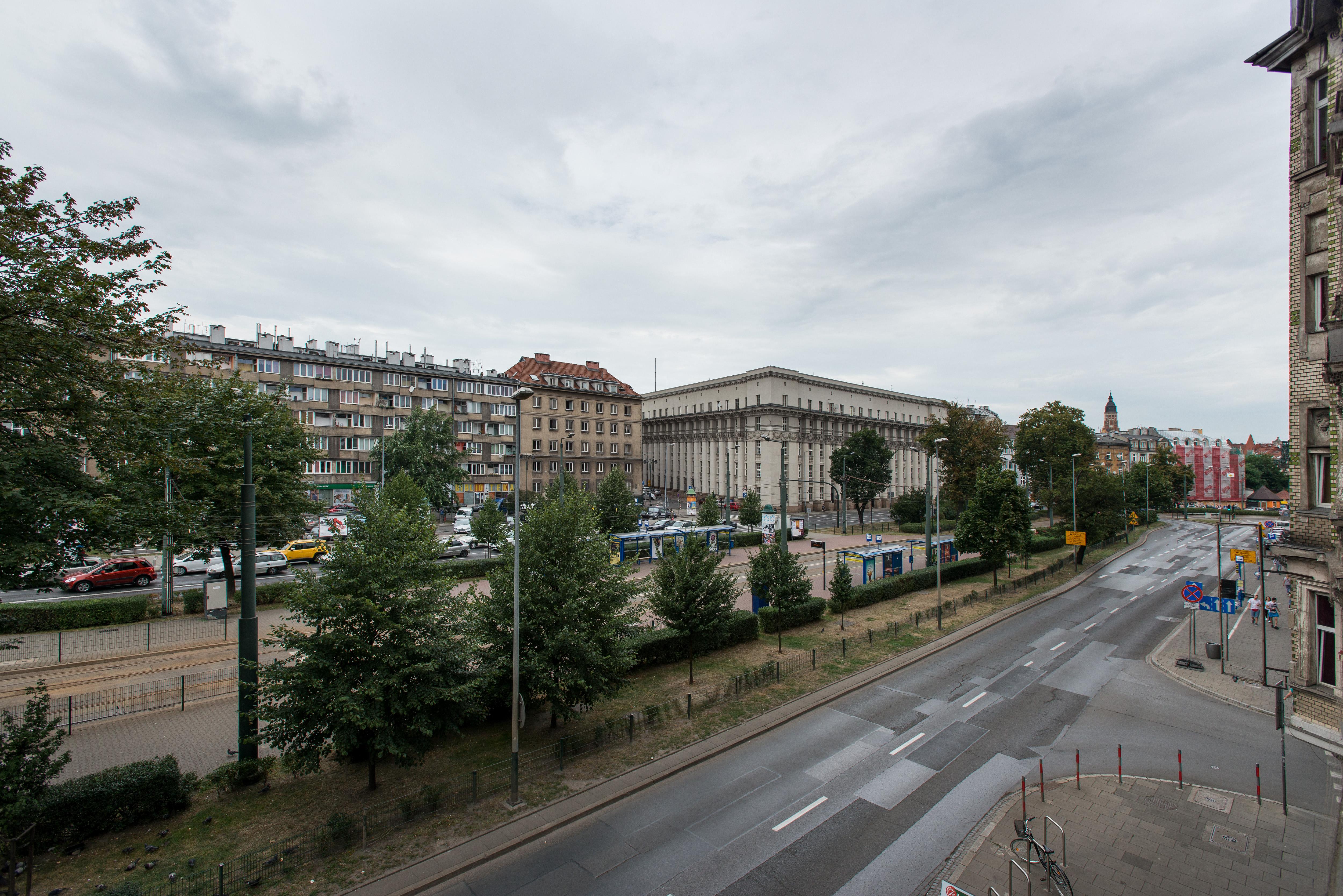 Happy Tower Aparthotel Krakow Bagian luar foto