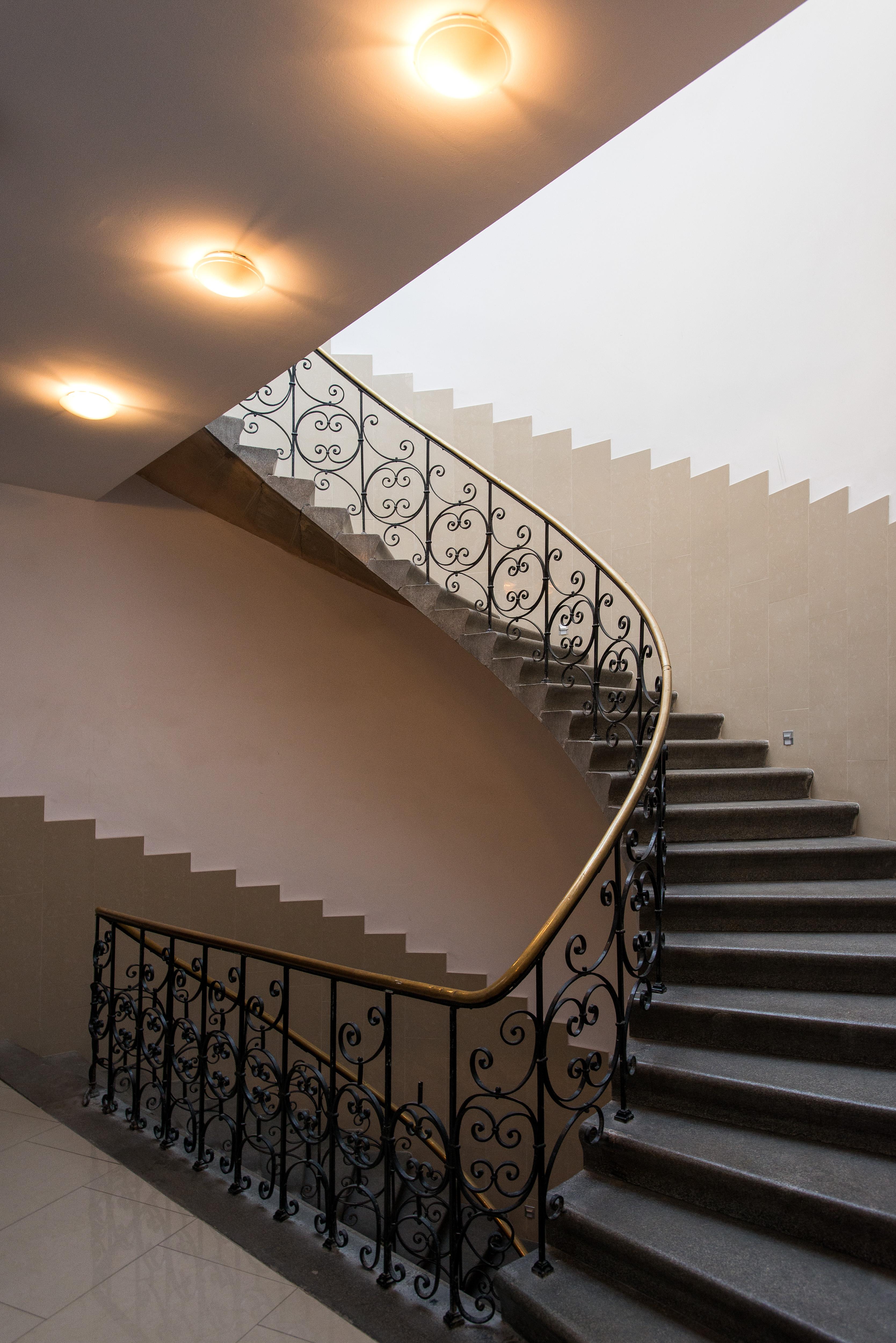Happy Tower Aparthotel Krakow Bagian luar foto