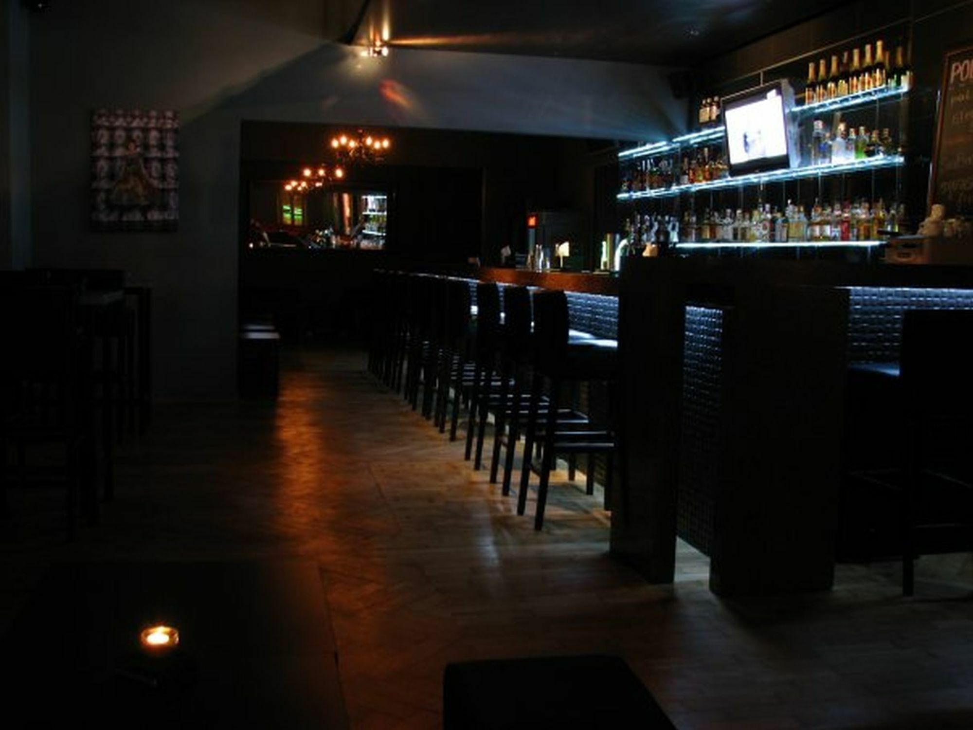 Happy Tower Aparthotel Krakow Bagian luar foto